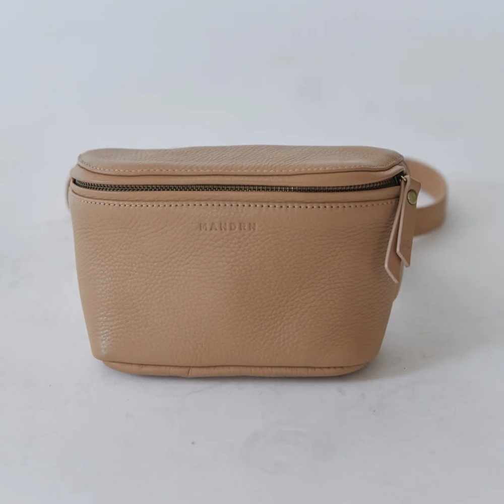 MANDRN Remy bag in sand